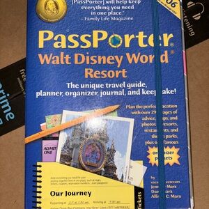 PassPorter Walt Disney World Resort Travel Planner - Blue